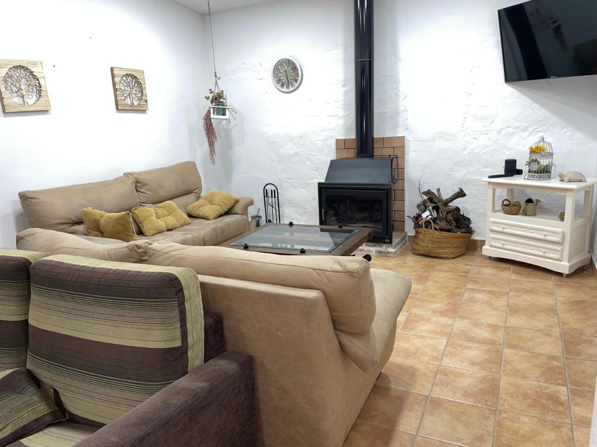 La Casa Del Olivo Villa Ecija Bagian luar foto